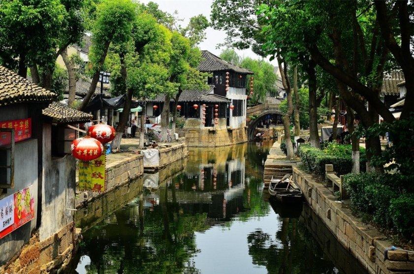 毁灭战士4